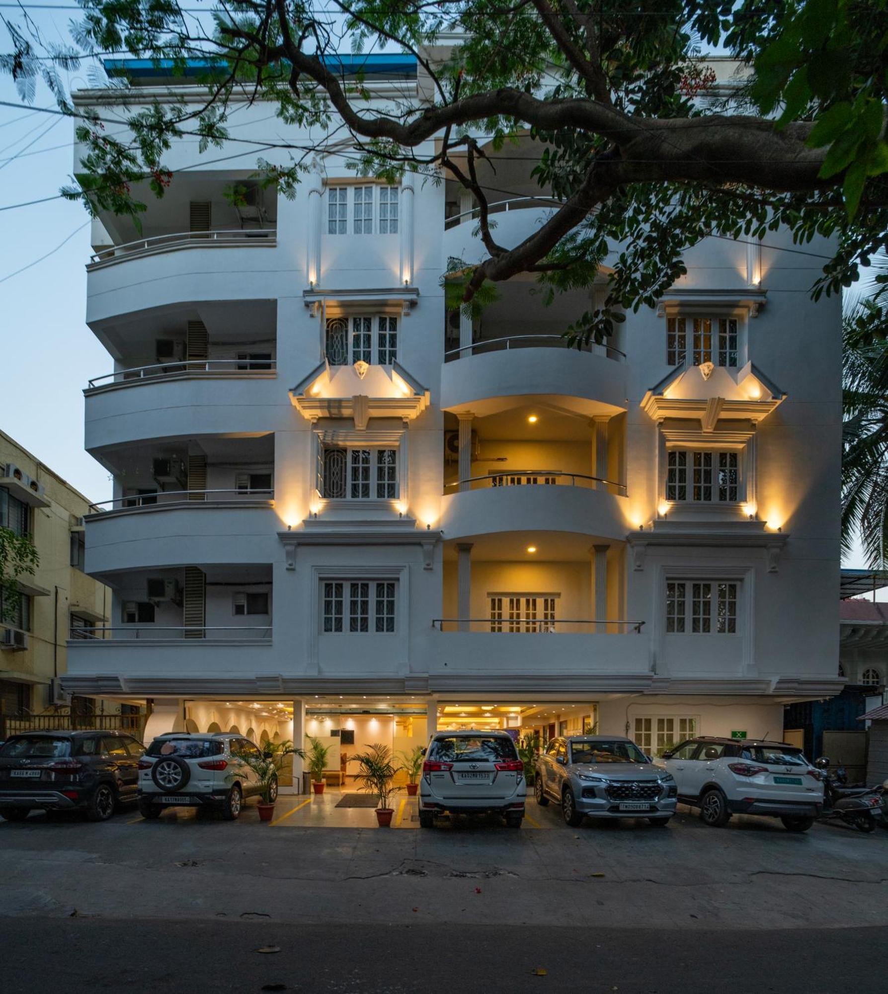 Hyde Park Hotel Μπανγκαλόρ Εξωτερικό φωτογραφία