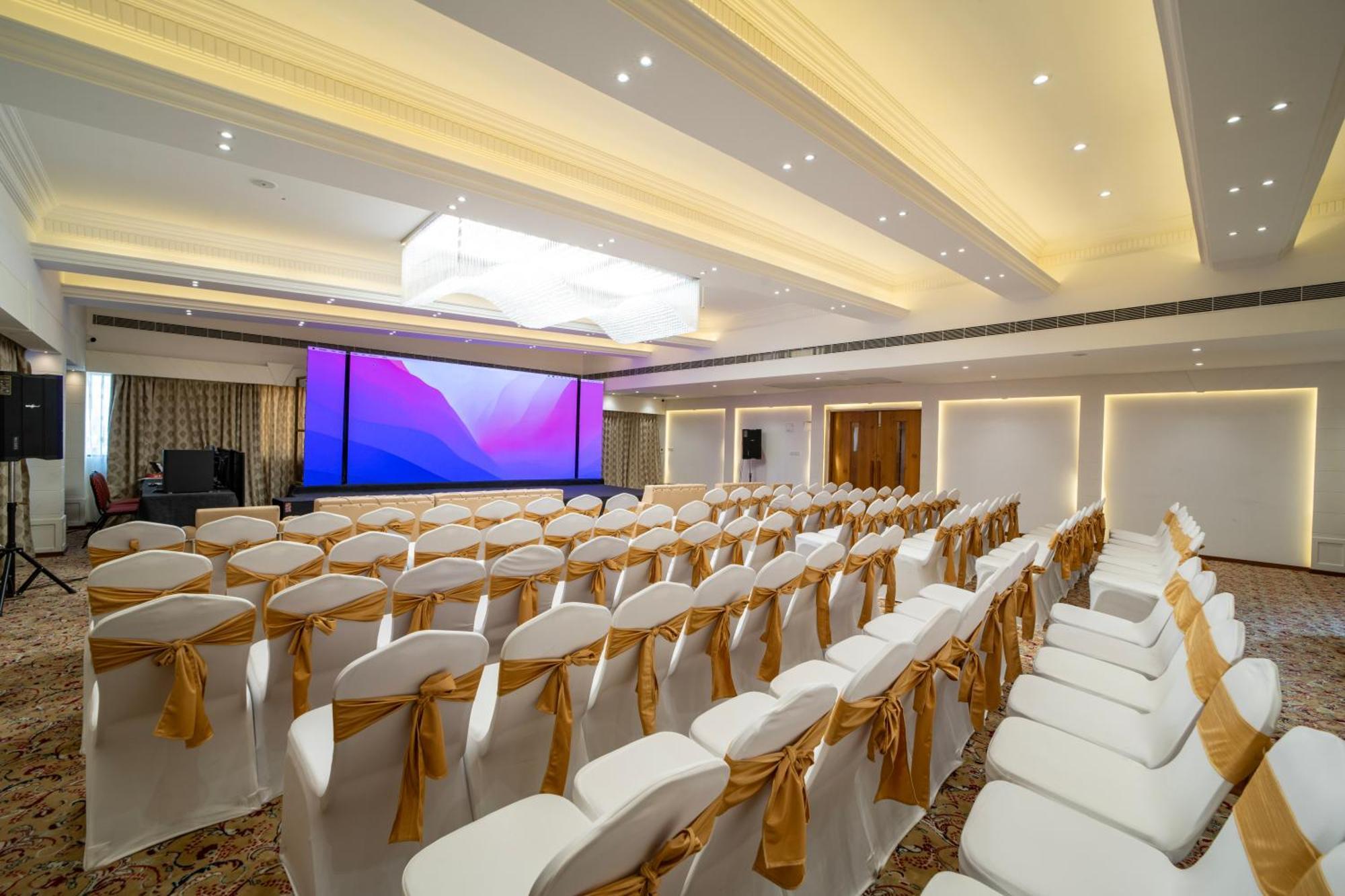 Hyde Park Hotel Μπανγκαλόρ Εξωτερικό φωτογραφία