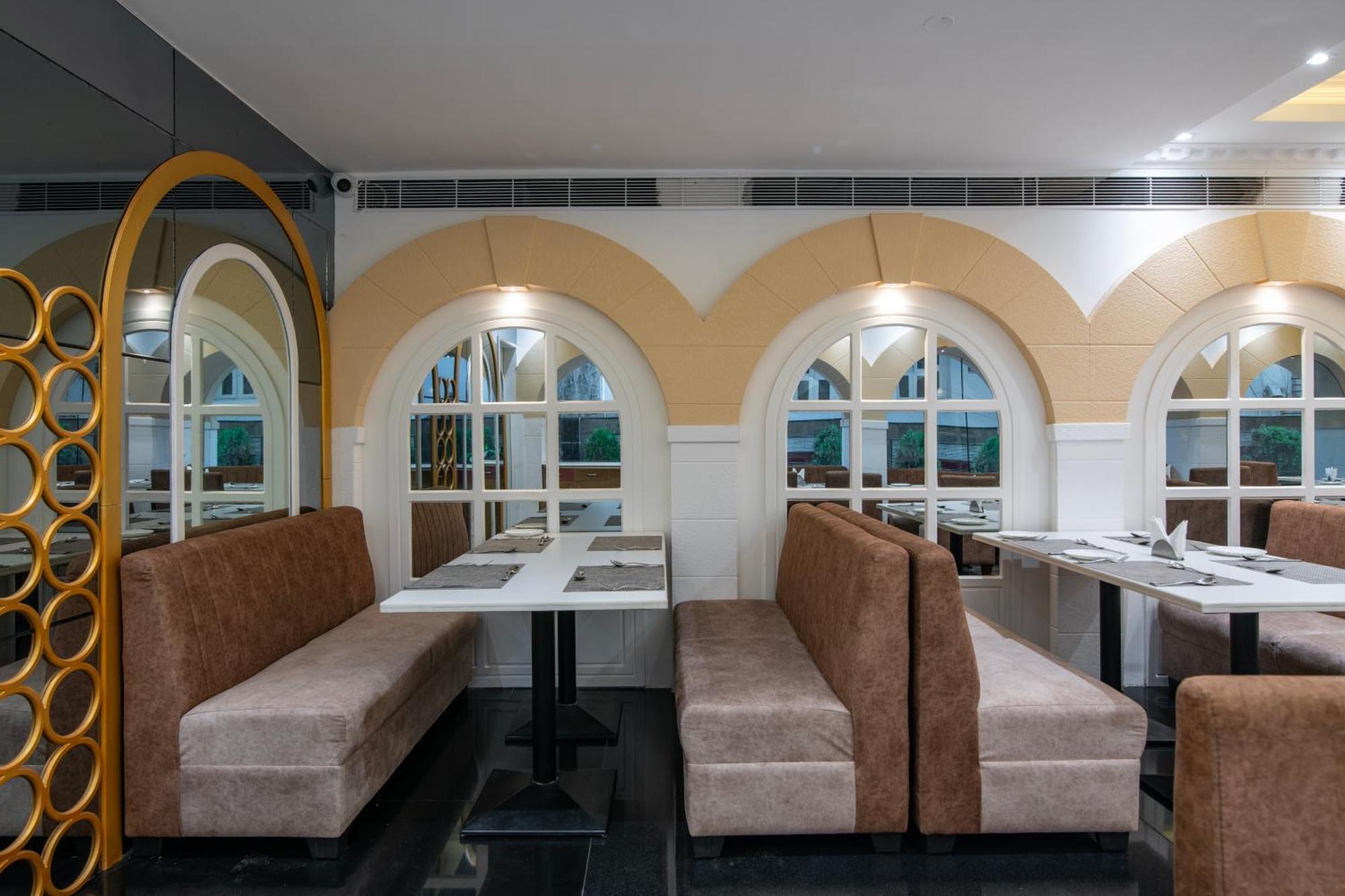 Hyde Park Hotel Μπανγκαλόρ Εξωτερικό φωτογραφία