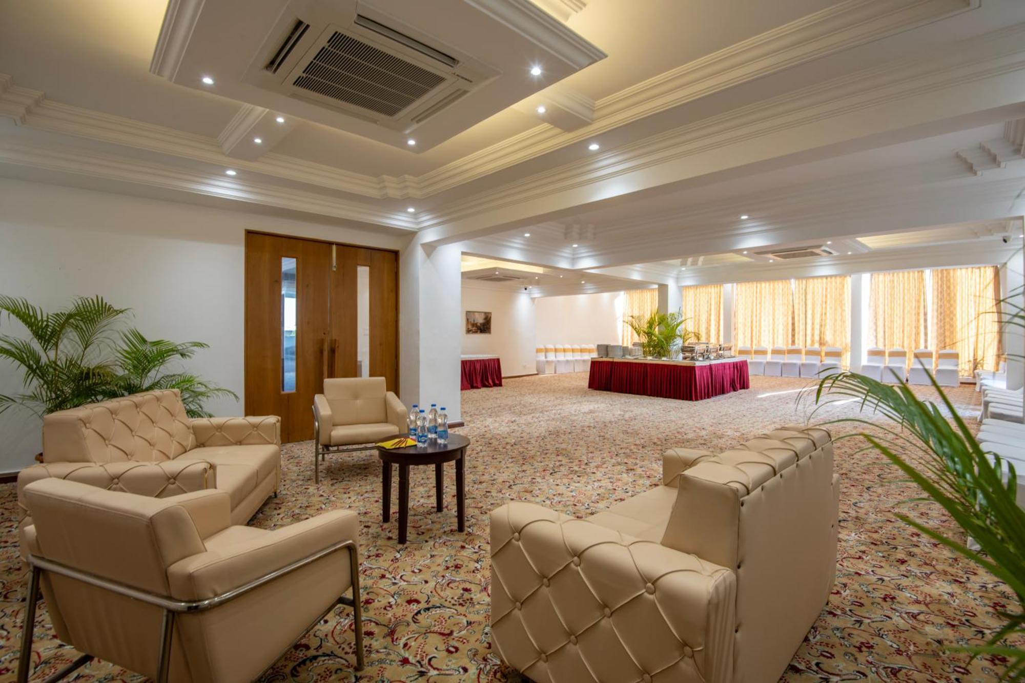 Hyde Park Hotel Μπανγκαλόρ Εξωτερικό φωτογραφία