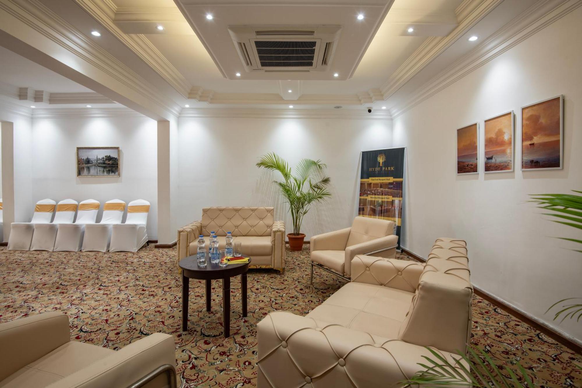 Hyde Park Hotel Μπανγκαλόρ Εξωτερικό φωτογραφία