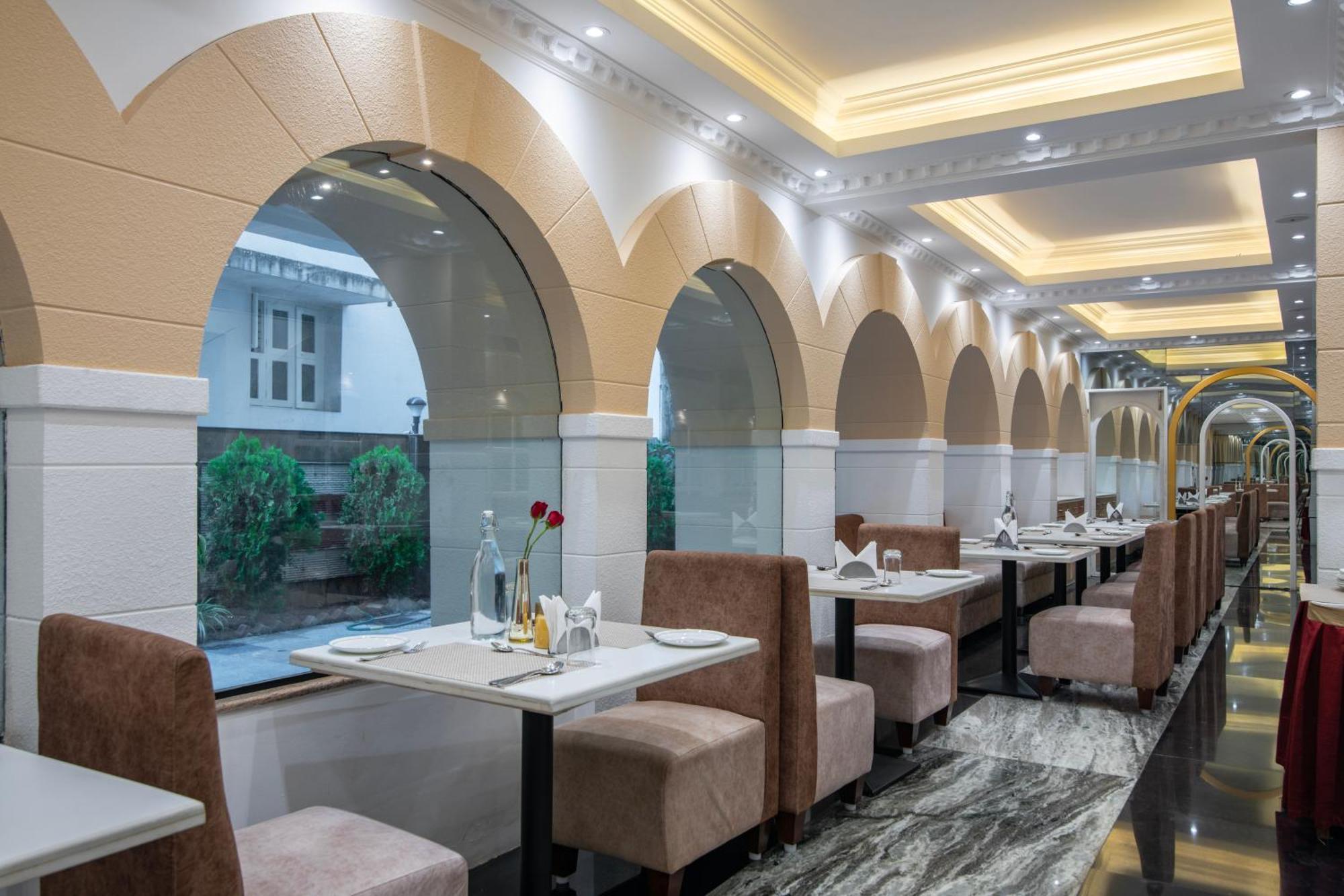 Hyde Park Hotel Μπανγκαλόρ Εξωτερικό φωτογραφία