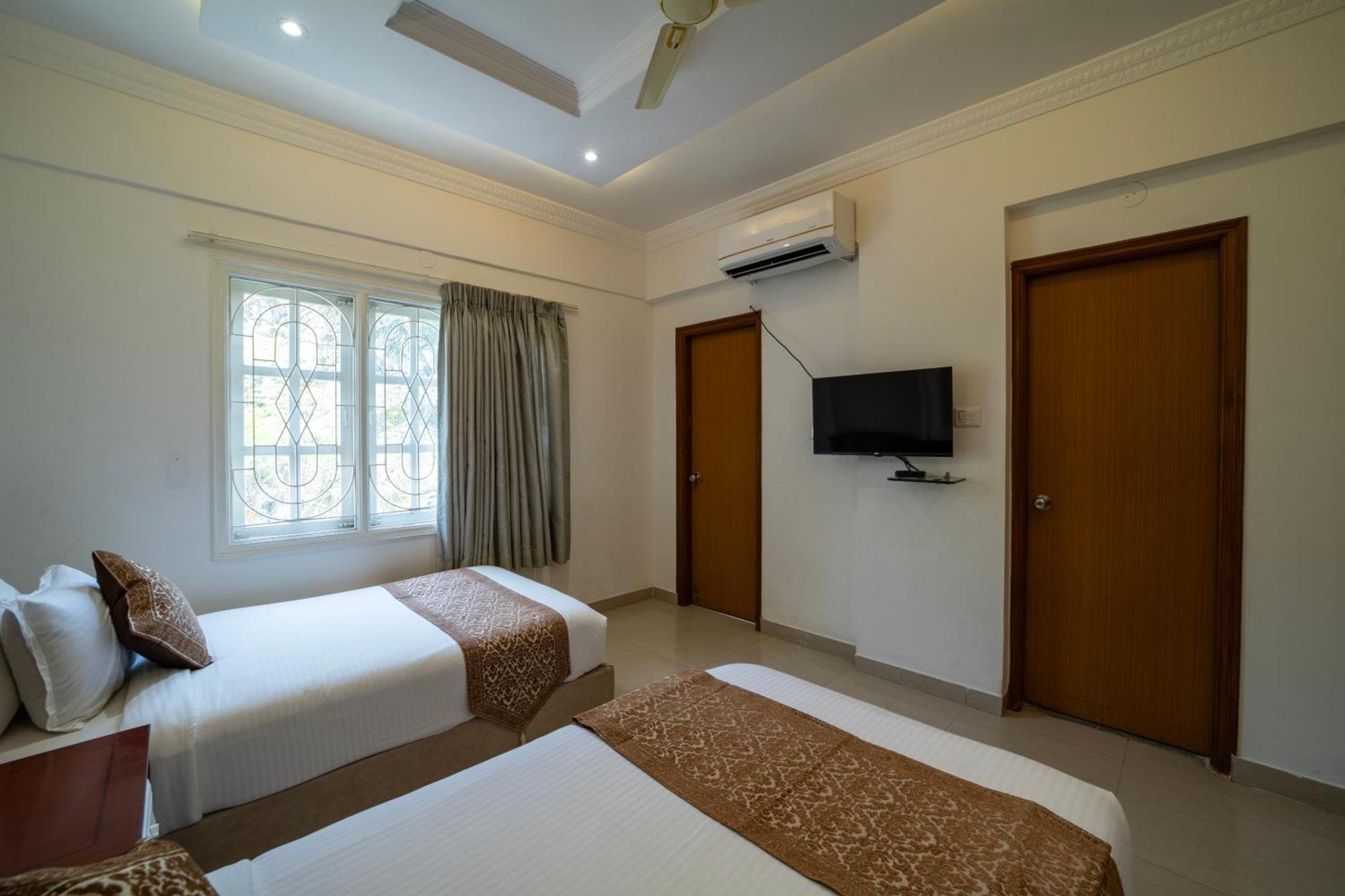 Hyde Park Hotel Μπανγκαλόρ Εξωτερικό φωτογραφία