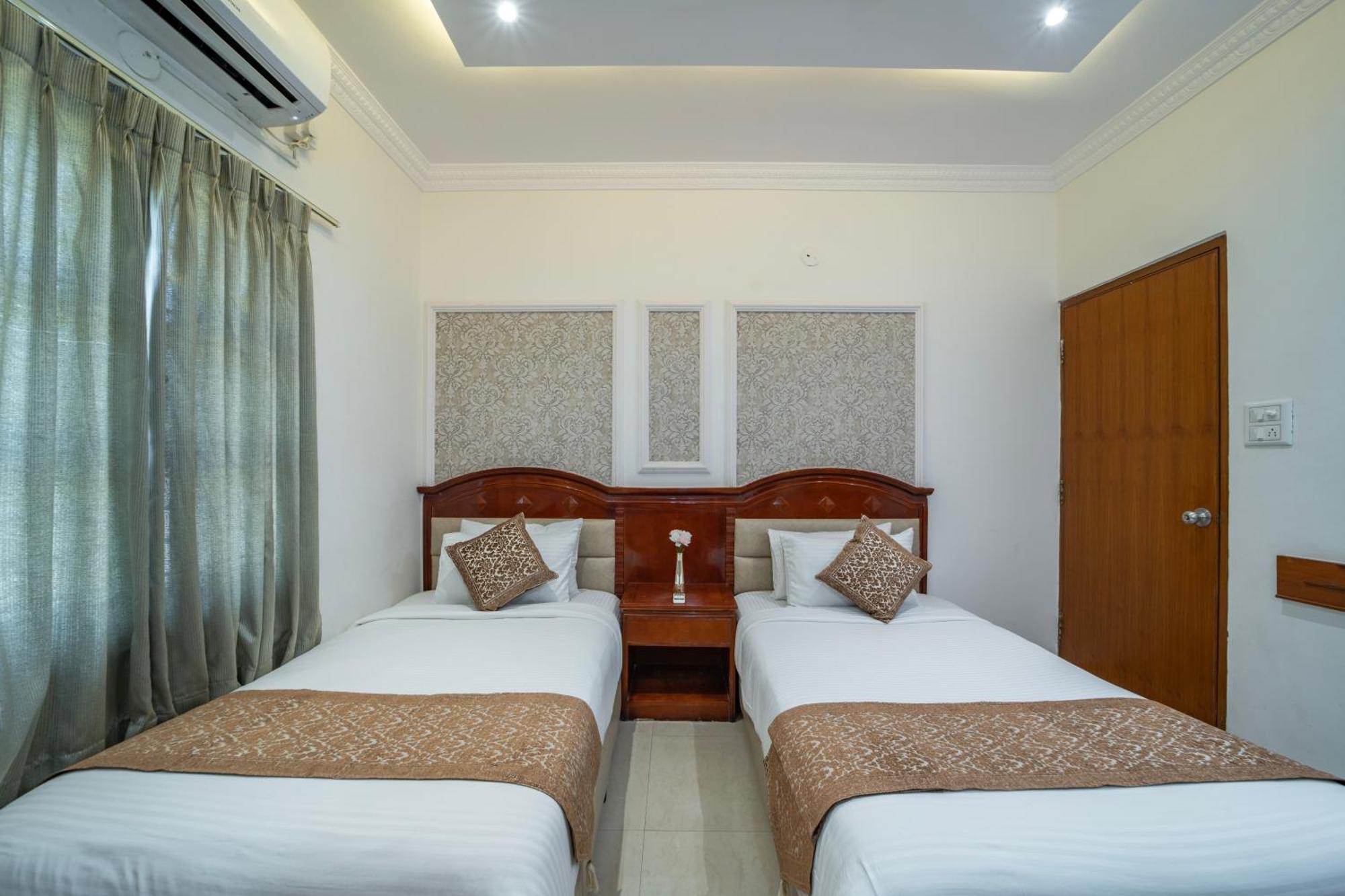 Hyde Park Hotel Μπανγκαλόρ Εξωτερικό φωτογραφία